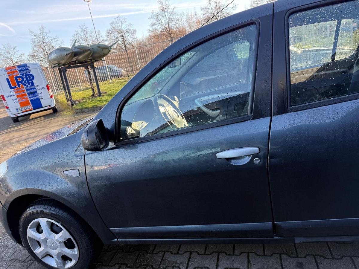 Dacia Sandero SD original T&uuml;r vorn links KNA Kometengrau Rohbau BJ10